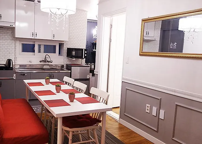 Kim\'S Family House